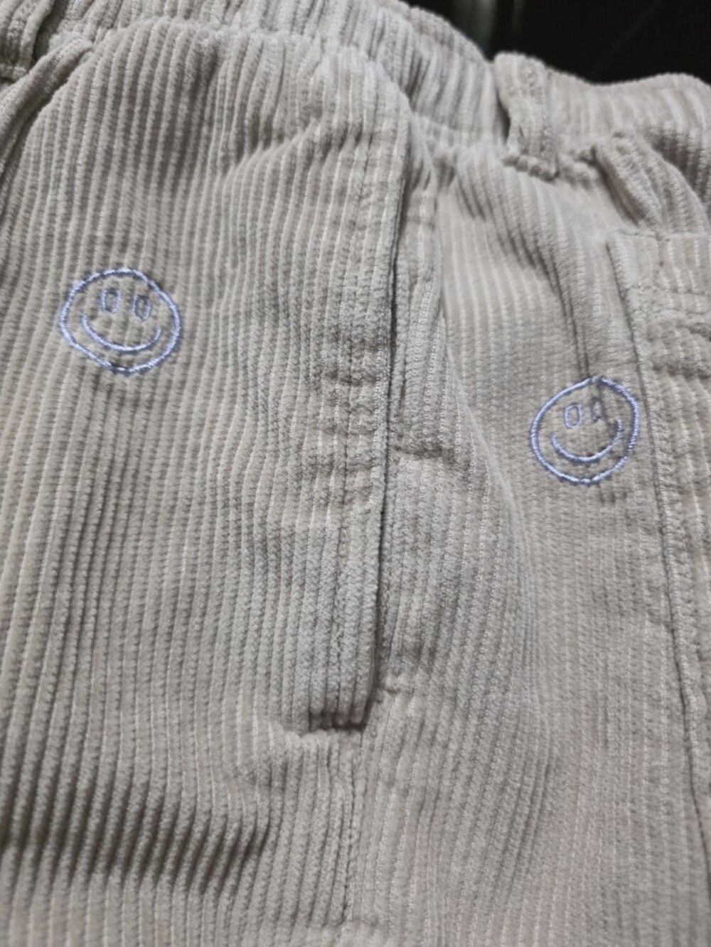 Urban Outfitters Beige Corduroy Pants With Multicolor Smiley Face Embroidery Ela - Picture 9 of 11
